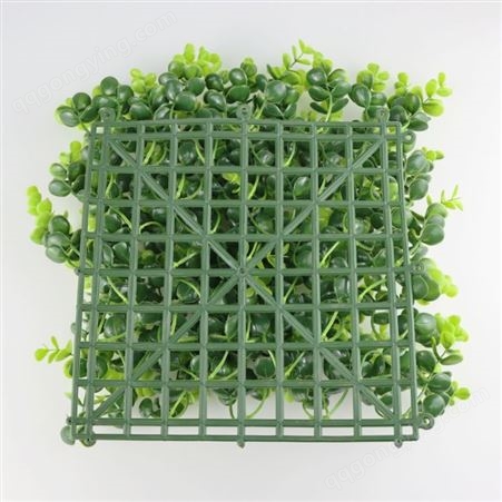 绿植墙仿真植物墙面装饰 假草坪塑料室外人造绿植墙仿真尤加利