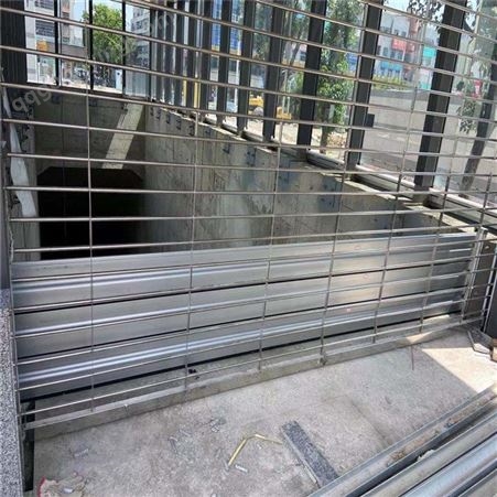车库防水安装用的铝合金防洪挡水板