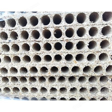 厂家直供空心刨花板桥洞力学板低吸胀E1级门芯填充板木质板材批发