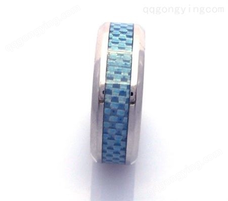 今泊二｜饰品生产厂家设计制作蓝色碳纤维情侣对戒 欧美流行时尚精美情侣戒指