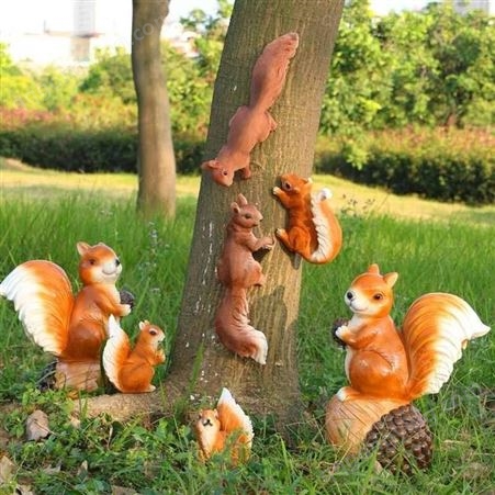 重庆户外仿真松鼠摆件树脂花园庭院小动物松鼠雕塑景观树上松鼠装饰小品